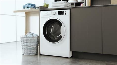 Hotpoint Eu Nr G Ww It Lavatrice Caricamento Frontale Kg Giri