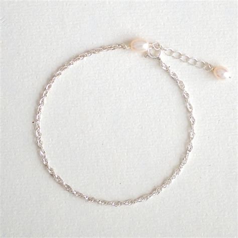 Calla Silver Pearl Bracelet | WHITE FINCHES JEWELRY