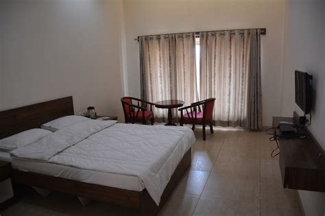 Guest Room Dombivli Gymkhana