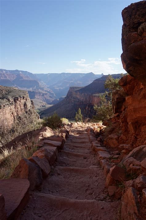 Day Hike In The Grand Canyon Bright Angel Trailhead To The Mile Rest