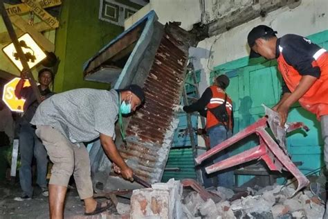 Gempa Besar Tuban Jawa Timur Rusak Bangunan Sekolah Hingga Rumah Sakit