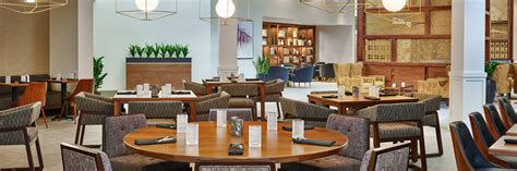 Portland Restaurants Near PDX Airport | Sheraton Portland Airport Hotel