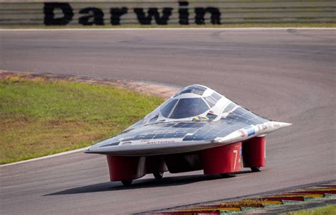 World Solar Challenge: See the Solar-Powered Cars Racing | TIME