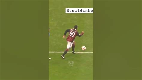 Ronaldinho funny moment - YouTube