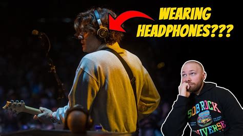 The Real Reason Mayer Is Wearing Headphones Live Youtube