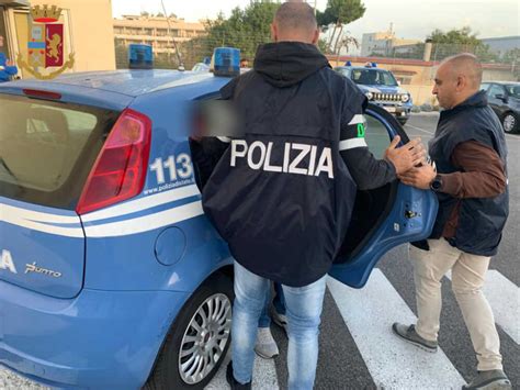 Siriano Minaccia Di Morte La Moglie E La Segrega 15 Giorni La Polizia