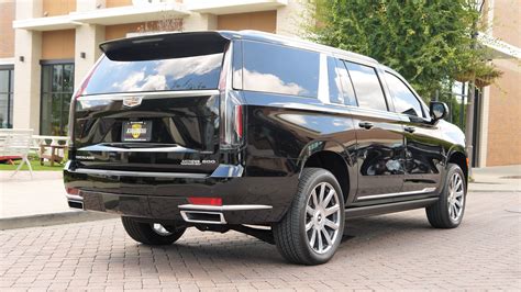 2022 Cadillac Escalade Esv Luxury