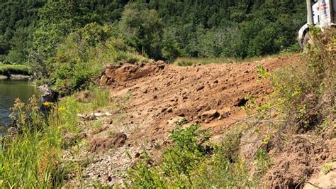 Eroded Riverbank Along The Nashwaak Gets A Natural Shoring Up Cbc News