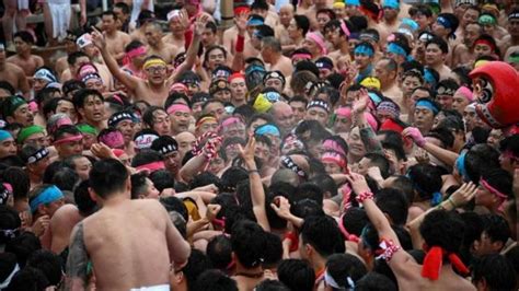 Japan Naked Festival Women Join Hadaka Matsuri For Di First Time BBC