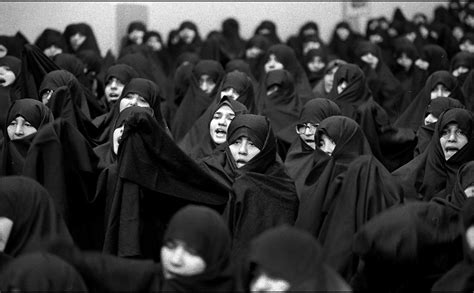 Alfred Yaghobzadeh Photography Iran S Islamic Revolution