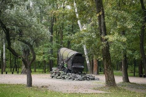 Monumento Ao Vag O Cigano Em Mem Ria Das V Timas Do Genoc Dio Dos Roma