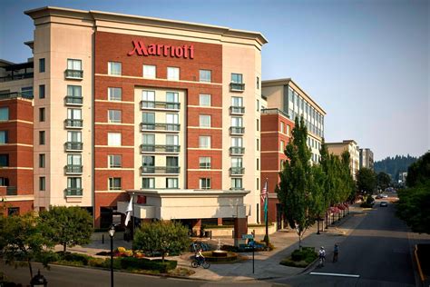 Redmond, Washington Hotel Rooms | Seattle Marriott Redmond