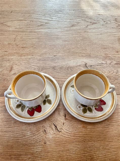 Retro Mikasa Stone Manor Luscious Strawberry Cup And Saucer Set Of 2