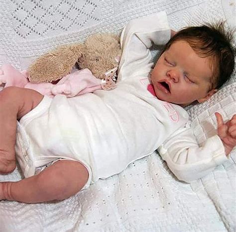 ZIYIUI Réaliste Dormir Bebe Reborn Poupée Reborn Babys Doll Yeux fermés