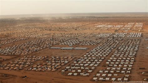 Kenya to close 2 refugee camps next year – DW – 04/30/2021