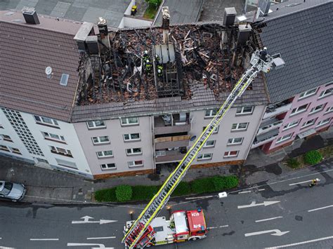 Dachstuhl In Wuppertal Heckinghausen Nach Brand Komplett Verschwunden