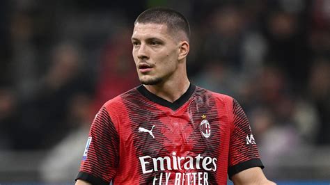 Jovic Ora O Mai Pi Il Milan Pu A Scaricarlo Se Gli Aggiornamenti