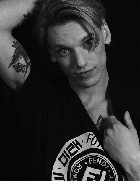 Jamie Campbell Bower Dei Counterfeit L Influente Inglese Jamie Campbell Bower Jamie