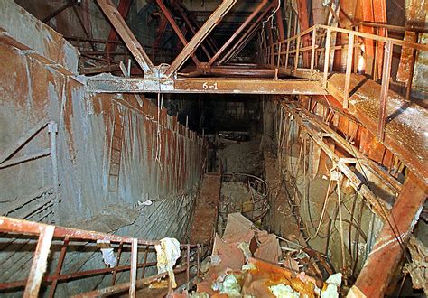 Index of /Chernobyl/inside sarcophagus