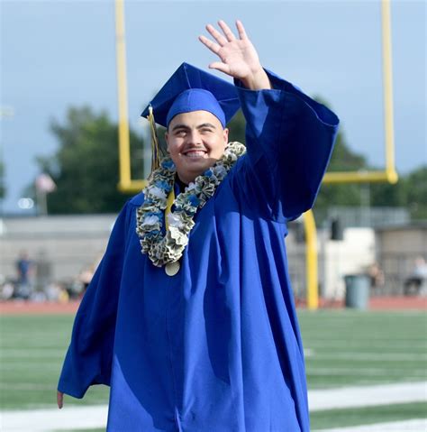 Valencia High Graduation 2023: Our best photos of the ceremony – Orange ...