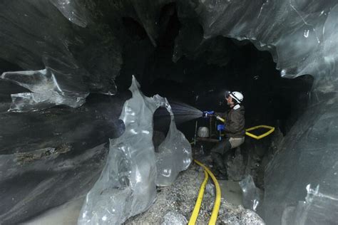 Réchauffement recul du captage des eaux de la Mer de Glace