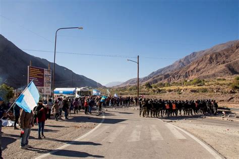 Jujuy Purmamarca Se Planta Contra La Constituci N De Gerardo Morales