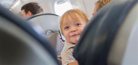 Consejos Para Viajar Con Un Bebé En Avión Mapfre