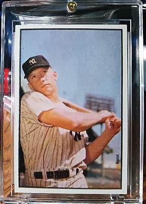 1989 Bowman Reprint Mickey Mantle 1953 Bowman In Screw Down Case