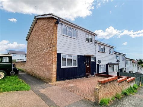 3 Bed End Terrace House For Sale In Sempill Road Hemel Hempstead