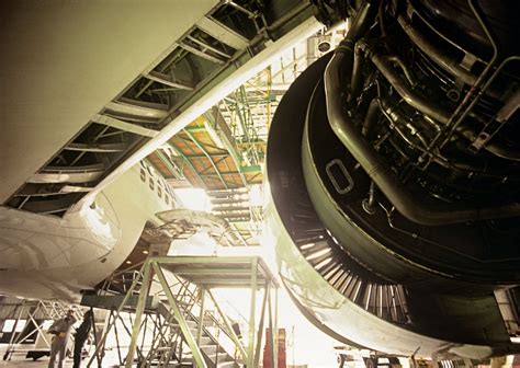 How To Become An Aircraft Maintenance Technician Amt In The Usa