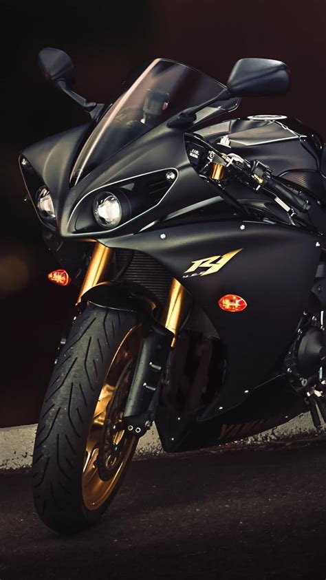 Yamaha R6 Black Wallpaper