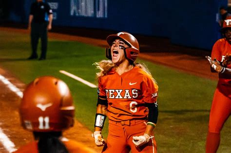 No 14 Texas Pulls Off 6 5 Comeback Win Against No 6 Oklahoma State