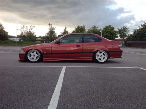 Hellrot Bmw E36 Coupe Slammed On Cult Classic Bbs Rf Wheels Bmw E36