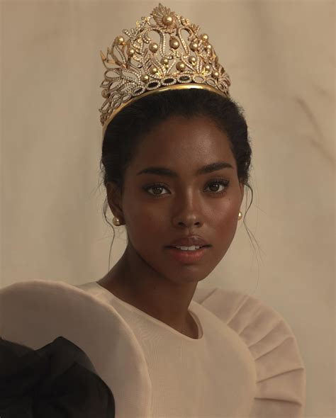 Jewelmer Creates Miss Universe 2024s First Filipino Crown Preview Ph