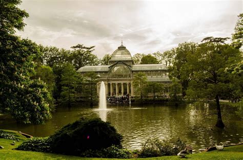 Madrid Retiro Park - Madridallincluded.com