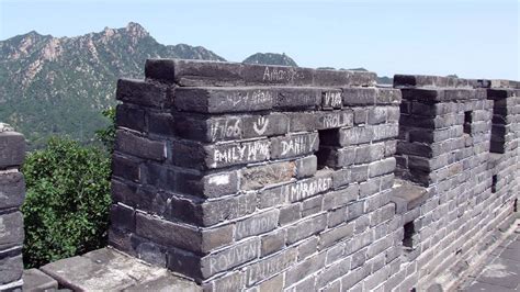 China Invites Tourists to Bomb “Great Wall” – ANIMAL