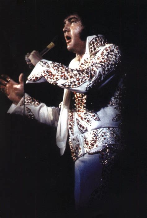 Pin By Linda Johnson Woowoo On Elvis Presley Elvis Presley Photos