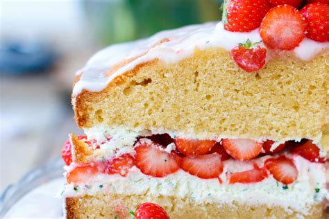 Aardbeiencake Met Basilicum Mascarpone Vulling Zoetrecepten