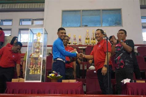 Bupati Karangasem Gede Dana Buka Kejuaraan Bola Voli Bupati Cup