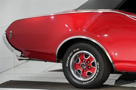 1968 Oldsmobile Cutlass Supreme | Volo Museum