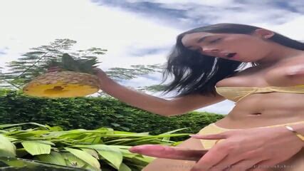Latina TS Fucks A Pineapple