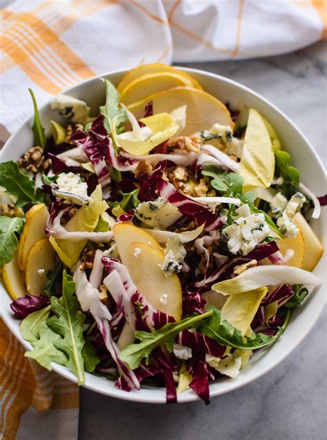 Chicory Salad With Blue Cheese And Pears Carolyns Cooking