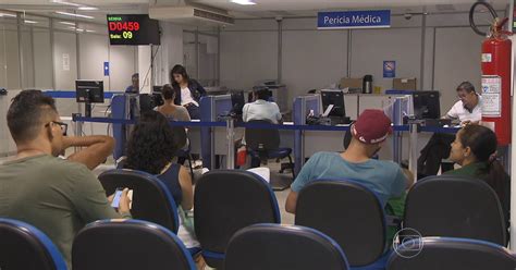 Bom Dia Brasil Greve de médicos peritos do INSS completa quatro meses