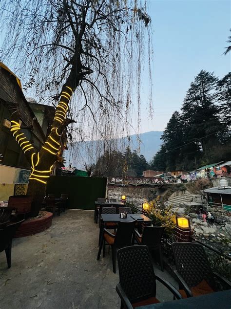 Best Restaurants And Cafes In Manali - StayVista Journal