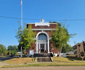 Clarendon Welcome Center - Encyclopedia of Arkansas