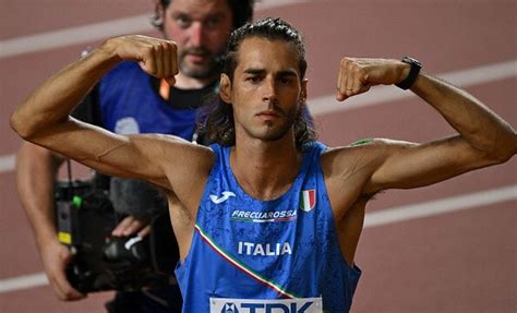 Immenso Gianmarco Tamberi Oro Nel Salto In Alto Ai Mondiali Di