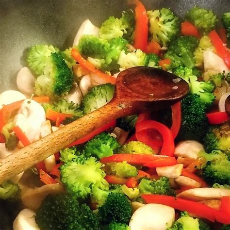 Chicken and Vegetable Stir-Fry - Meal Plan Weekly