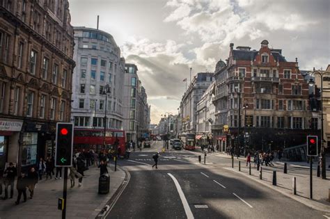 英国伦敦街道风景唯美高清桌面壁纸图片 3 配图网