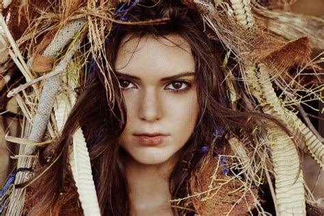 Wallpaper Kendall Jenner Women Model Brunette Dark Hair Feathers