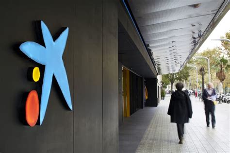 Se acuerda la fusión de Bankia y CaixaBank que poseerá el 74 2 del